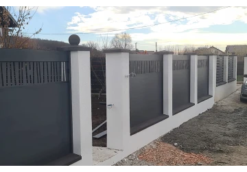 Garduri moderne cu întreținere minimă: soluții pentru un stil de viață fără griji